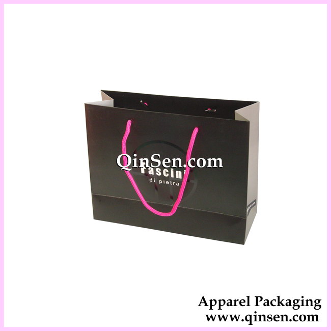 Customize Paper Branded Gift Bag with UV tech arwork-AB00039