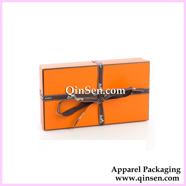 Luxury Brand Box with Branded Ribbon-GX00102
