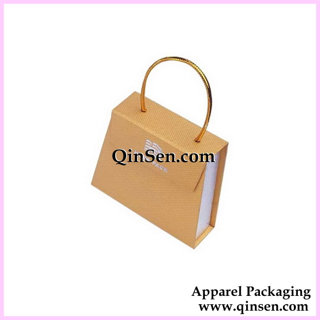 Lovely rigid gift boxes with handle for Garment Packaging-GX00380