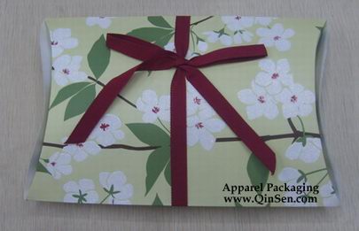 Pillow Box with ribbon for lingerie/scarf