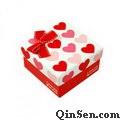 Lovely Lingerie box with Heart Design<br>Rigid Hat Box