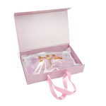 Customize Noble Foldable Rigid Lingerie Gift Box with ribbon handle for Bra
